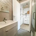 Mickael Apartament *